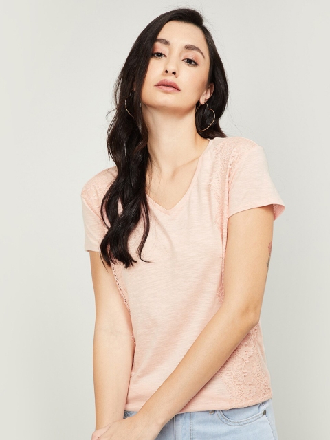 

Bossini Women Pink Self Design Regular Top