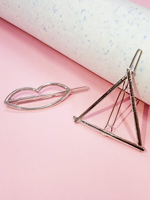 

OOMPH Women Silver-Toned Set of 2 Tic Tac Triangle & Lips Kiss Shape Hair Pin