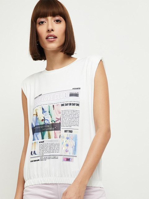 

max Women Off White & Black Typography Printed T-shirt