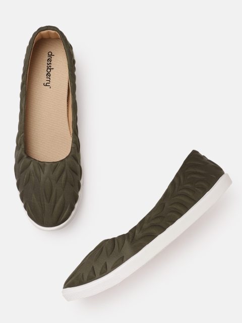 

DressBerry Women Olive Green Textured Ballerinas