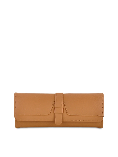 

Utsukushii Beige Clutch