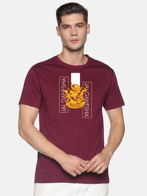 

MASH UNLIMITED Men Maroon & Yellow Graphic Printed Slim Fit T-shirt