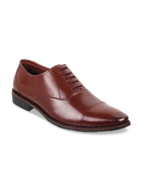 

Metro Men Brown Solid Formal Oxfords