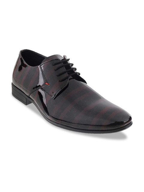

Metro Men Maroon & Black Patterned Leather Formal Derbys