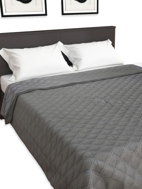 

Home Centre Beige Geometric Summer 280 GSM Double Bed Quilt