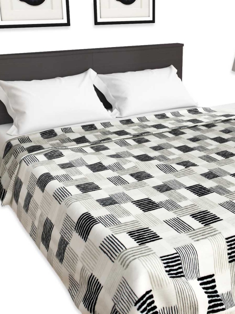 

Home Centre White & Black Geometric Summer 260 GSM Double Bed Blanket