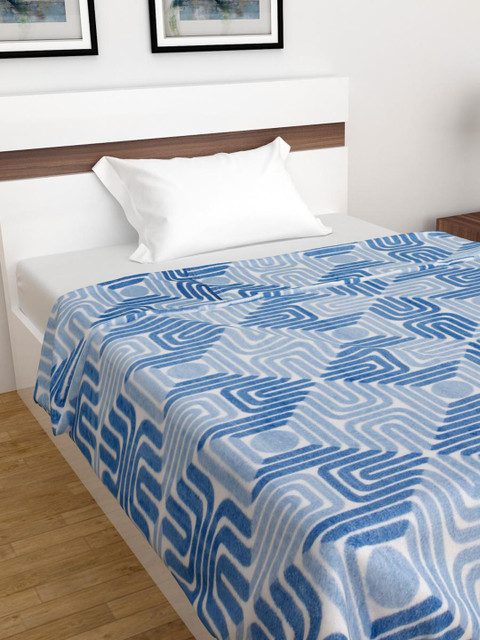 

Home Centre Blue Geometric Summer 280 GSM Single Bed Blanket