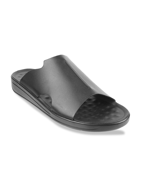 

Metro Men Black Leather Comfort Sandals