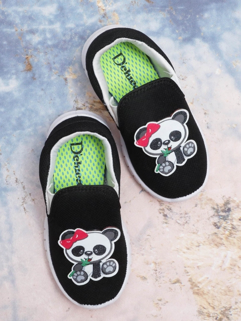 

DChica Girls Black Panda Applique Slip-On Sneakers
