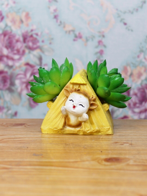 

Wonderland Yellow Resin Deer in Tent Planter