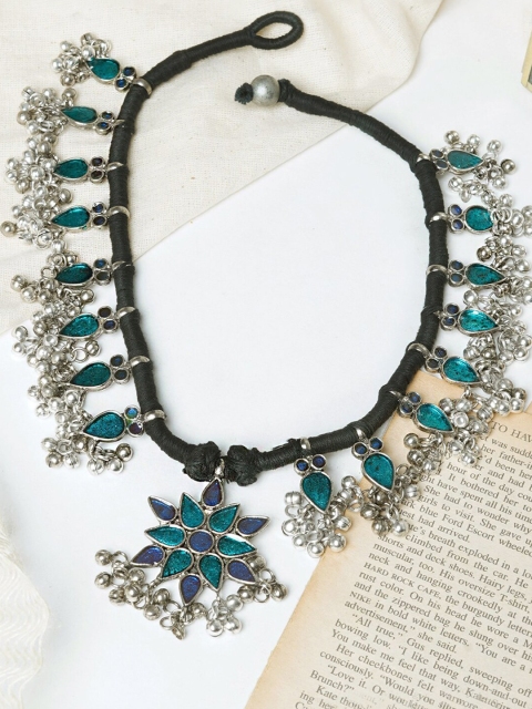 

TEEJH Silver-Toned & Blue Alloy Silver-Plated Antique Necklace