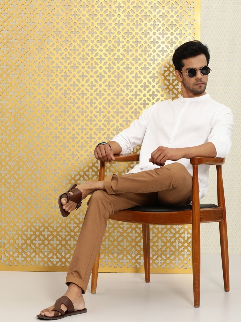 

Ode by House of Pataudi Men White Solid Kurta