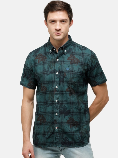 

Double Two Men Green Slim Fit Opaque Checked Casual Shirt