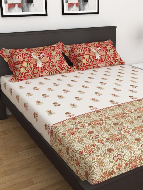

Home Centre Red & White Floral 3 King Bedsheet with Pillow Covers