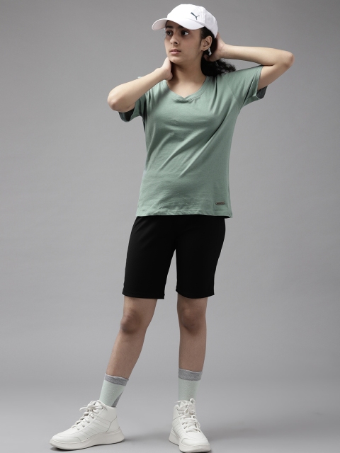 

UTH by Roadster Girls Green V-Neck Cotton T-shirt