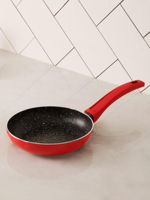 

Home Centre Red & White Elite Magnus Textured Frying Pan