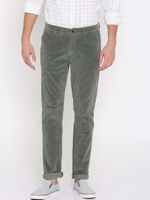 

United Colors of Benetton Men Grey Solid Slim Fit Chino Trousers