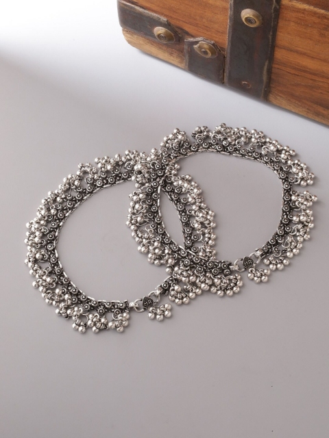 

Infuzze Oxidised Silver-Plated & Beaded Anklets