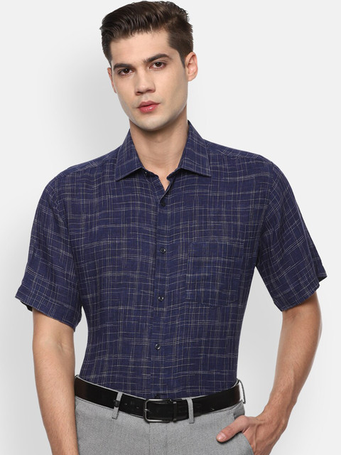 

Van Heusen Men Navy Blue Opaque Checked Formal Shirt