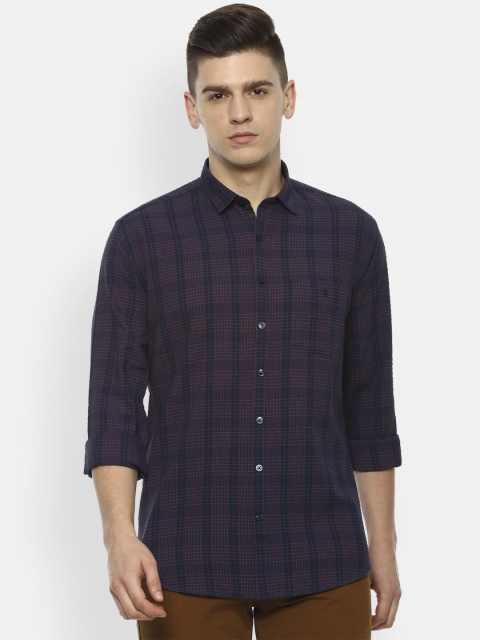 

V Dot Men Navy Blue Slim Fit Opaque Checked Casual Shirt