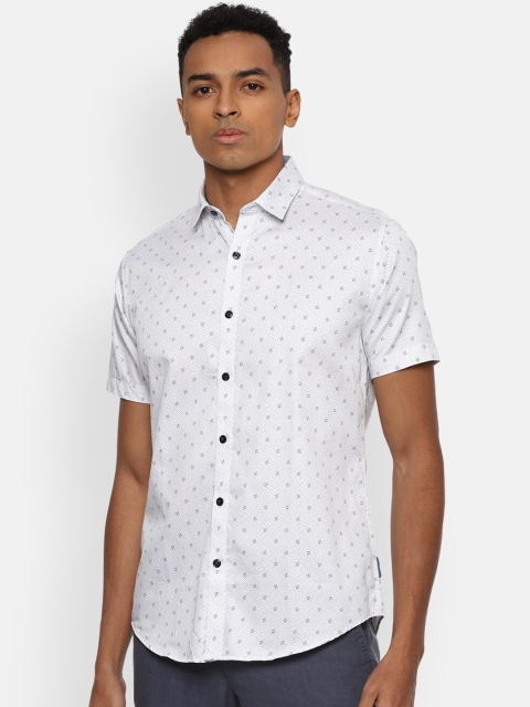

V Dot Men White Slim Fit Opaque Printed Casual Shirt