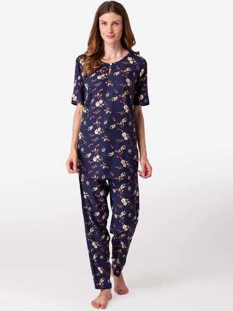 

Fluffalump Women Navy Blue & Red Floral Printed Night Suit