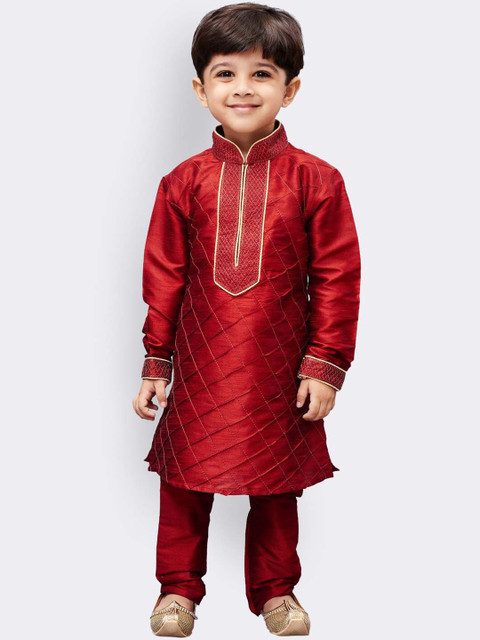 

VASTRAMAY Boys Maroon Geometric Embroidered Silk Blend Kurta With Pyjamas