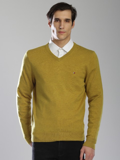 

Tommy Hilfiger Men Khaki Woollen Sweater