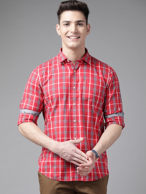 

Blackberrys Men Red Slim Fit Tartan Checks Checked Casual Shirt
