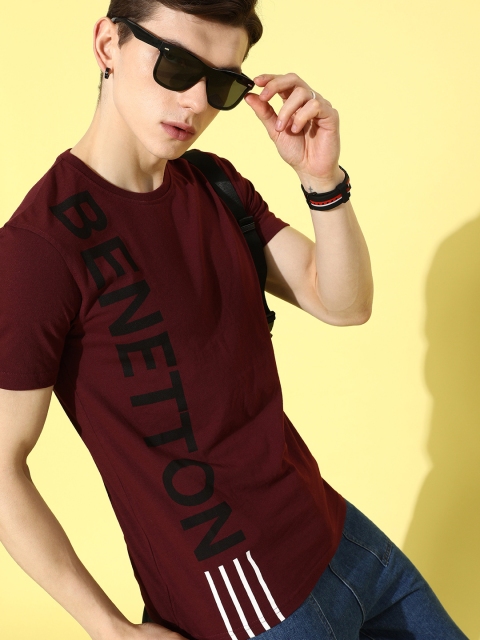 

United Colors of Benetton Men Maroon Printed Carefree Shape Tshirt