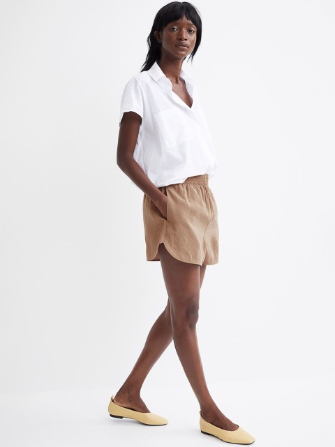 

H&M Women Beige Solid High-Rise Pull-On Shorts