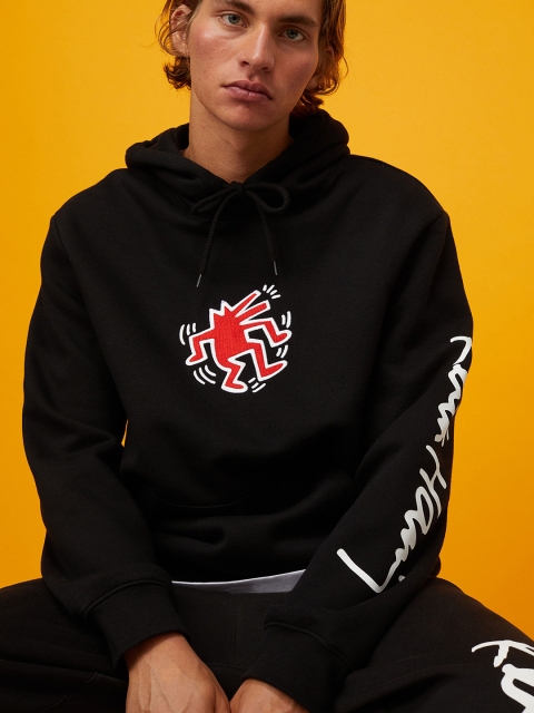 

H&M Men Black Regular Fit Hoodie