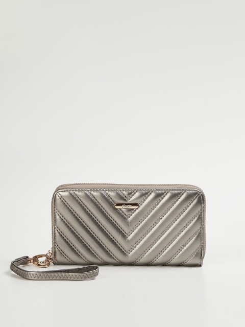 

Ginger by Lifestyle Women Silver-Toned Self Design Zip Around Wallet