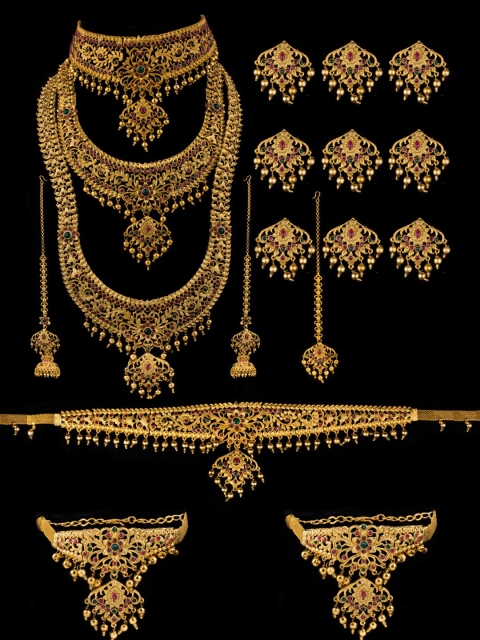 

Alankruthi Gold-Plated Pink & Green Stone-Studded & Beaded Temple Bridal Jewellery Set