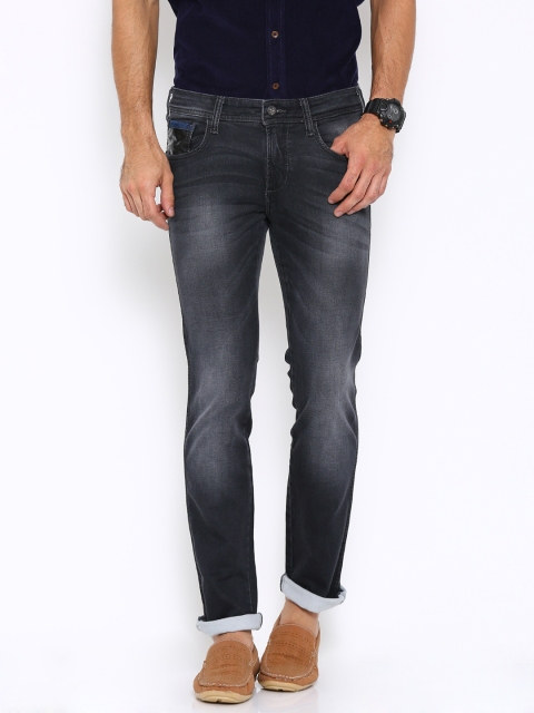 

Wrangler Men Black Slim Fit Jeans