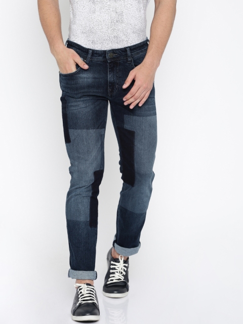 

Wrangler Men Blue Slim Fit Jeans