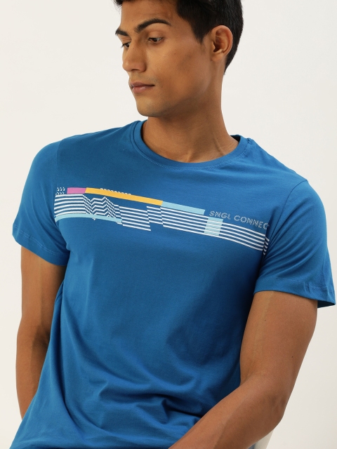 

SINGLE Men Blue & White Striped Round Neck Pure Cotton T-shirt