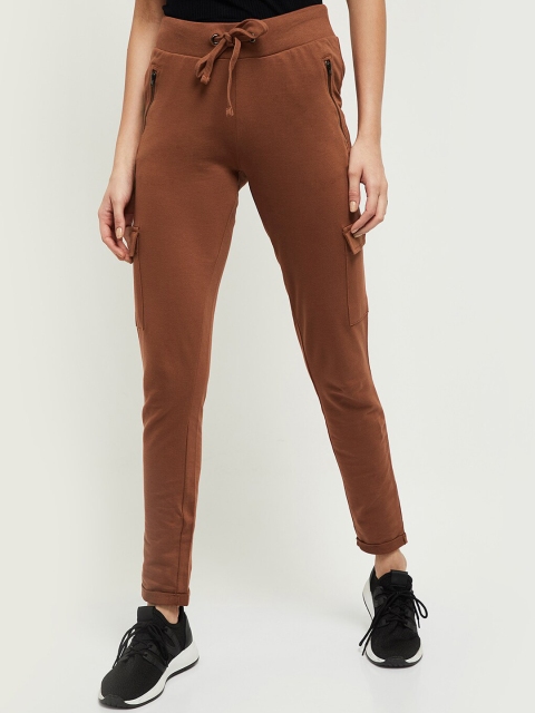 

max Women Brown Solid Cotton Track Pants