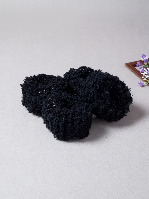 

Golden Peacock Women Black Set of 4 Ponytail Holders