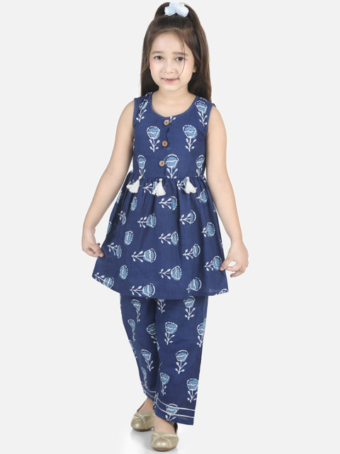 

BownBee Girls Blue Floral Printed Regular Pure Cotton Kurti with Trousers