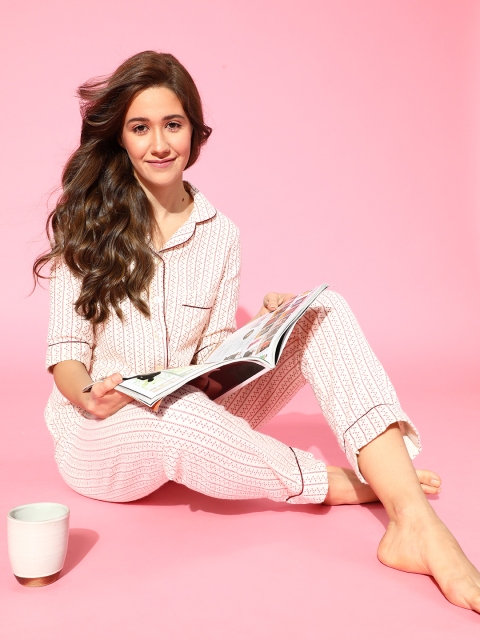 

Sweet Dreams Women Lovely Off White Abstract Printed Night Suit