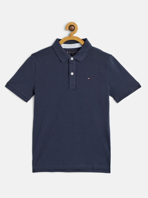 

Tommy Hilfiger Boys Navy Blue Solid Polo Collar T-shirt