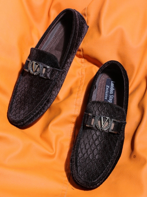 

LONDON STEPS Men Coffee Brown Textured Formal Loafers
