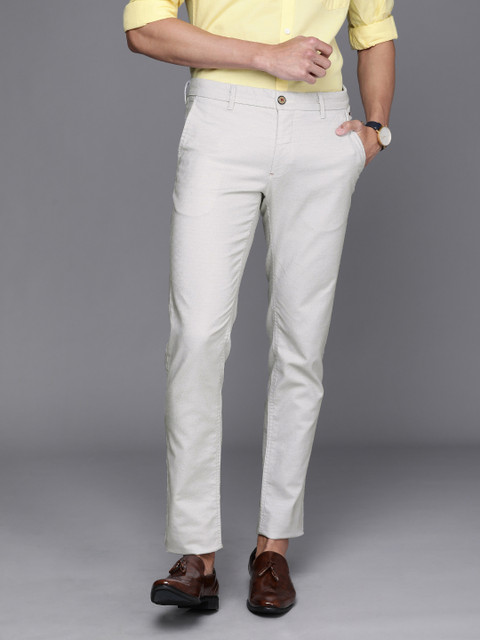 

Louis Philippe Sport Men Off White Solid Slim Fit Chinos Trousers