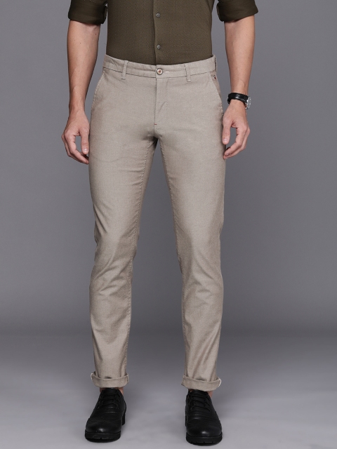 

Louis Philippe Sport Men Beige Solid Slim Fit Trousers
