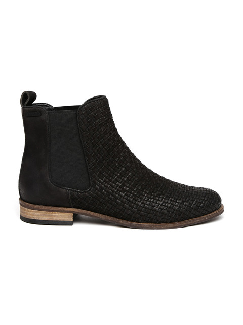

Superdry Women Black Textured Leather Chelsea Boots