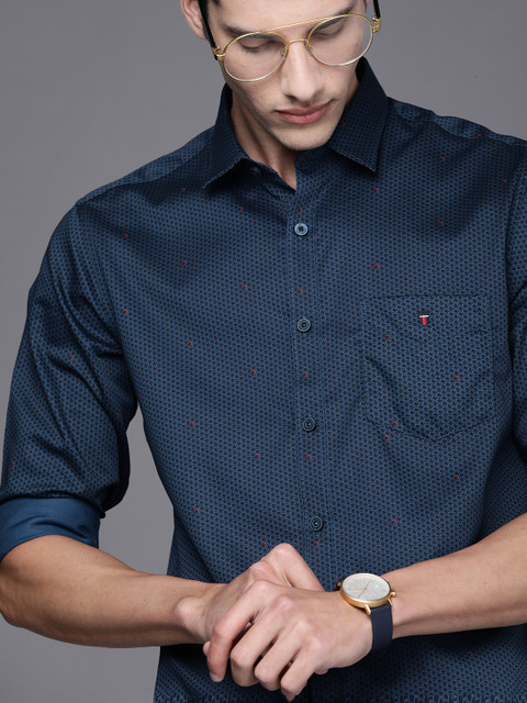 

Louis Philippe Sport Men Navy Blue Slim Fit Opaque Printed Casual Shirt