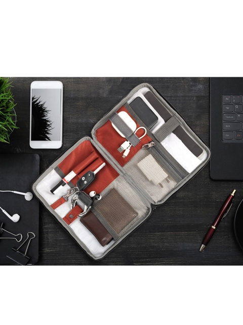 

THE ASSEMBLY Grey Solid Gadget Tech Kit Organizer