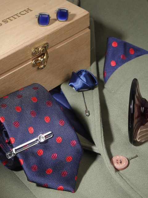 

LOUIS STITCH Men Navy Blue & Red Woven Design Accessory Gift Set