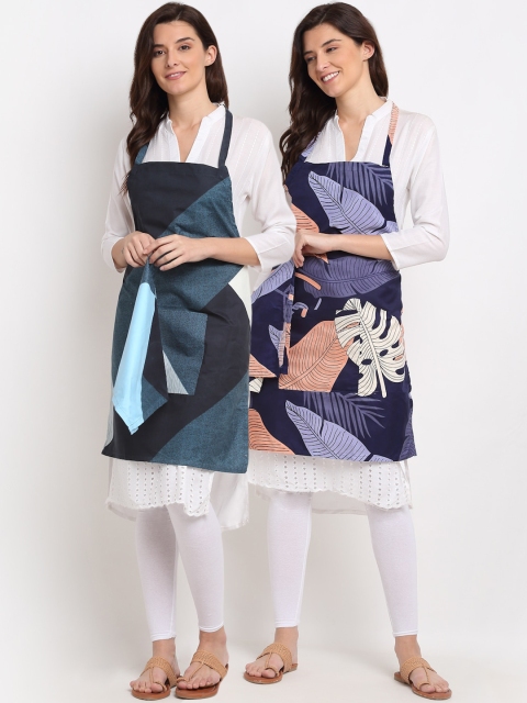 

NEUDIS Pack Of 2 Printed 210TC Aprons & Napkin, Multi